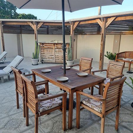 Lovely Caribbean Family Villa With Private Pool Willemstad Exteriör bild